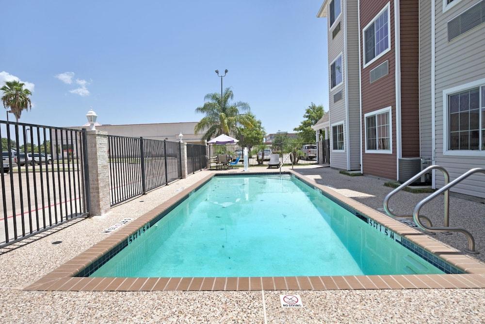 Microtel Inn & Suites By Wyndham Houston/Webster/Nasa/Clearlake Nassau Bay Exterior foto